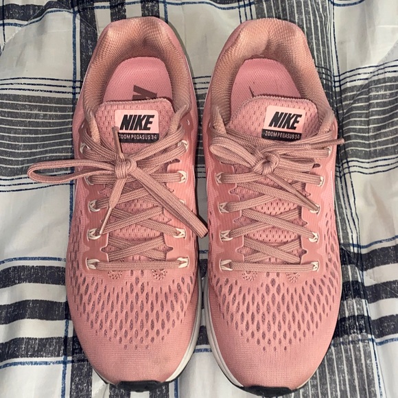 Nike Shoes - Nike Women's Pink Zoom Pegasus Sneakers